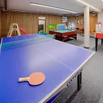 Hochwertige *